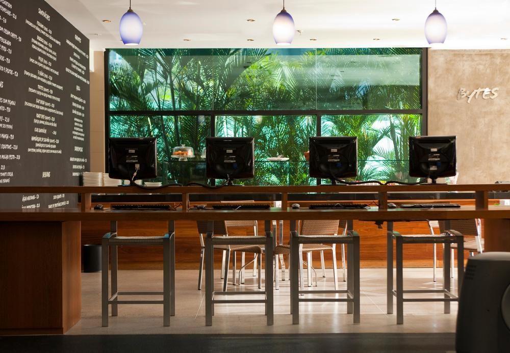 Renaissance Sao Paulo Hotel Eksteriør billede Internet Lounge