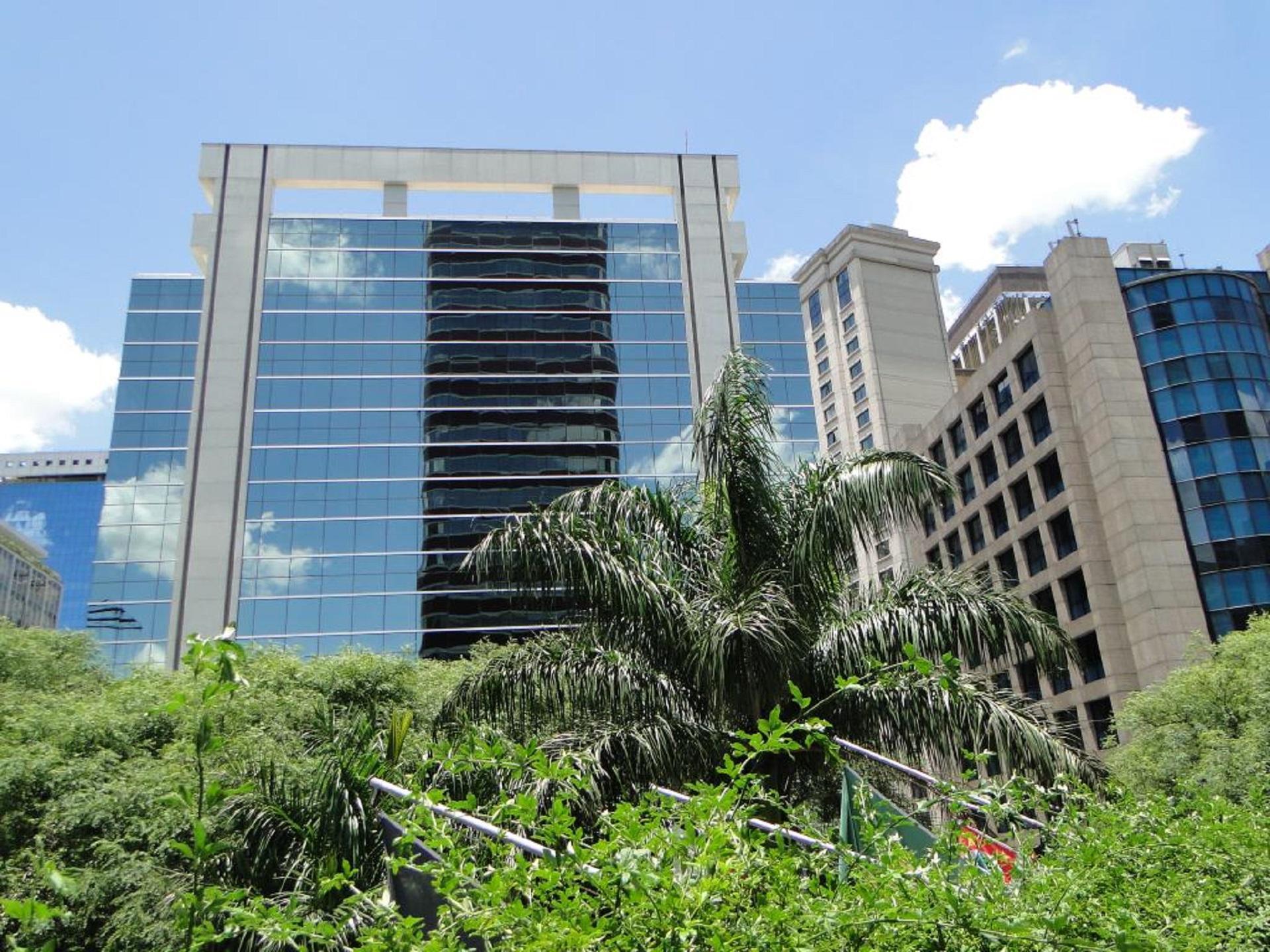 Renaissance Sao Paulo Hotel Eksteriør billede The headquarters of the National Stock Exchange of India in Mumbai.